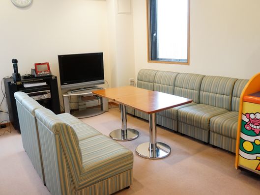 カラオケルーム1