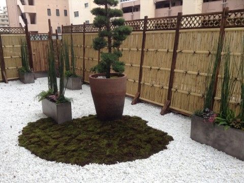 アビタシオン浄水の庭。日本庭園風。