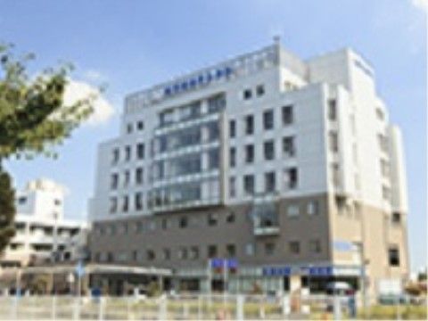 内科外科整形外科など診療科が７つ、放射線科リハビリテーション科など診療をサポートする科が７つある総合病院である。