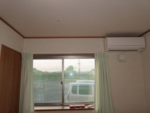 かしま湧水苑の居室のエアコン
