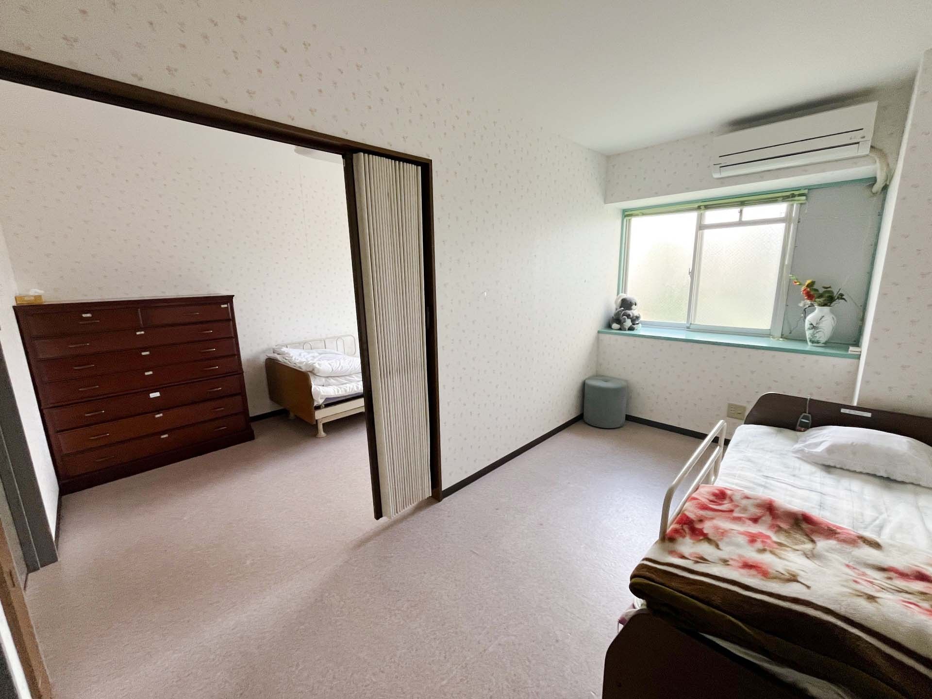 落ち着いた個室の様子