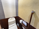 温かみのある介護施設のトイレ空間