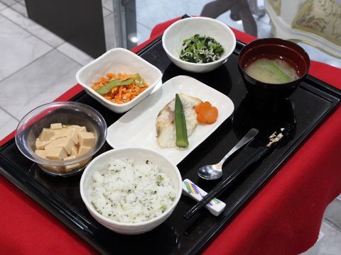 バランスの取れた食事内容