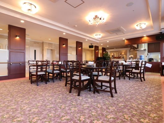 ラウンジレストラン