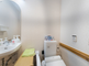 バリアフリー対応のトイレ空間