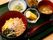 リリィ高田西では、オプションサービスとしてお食事もご用意しています。調理師が常駐し毎日手造りの家庭料理をご提供致しております。