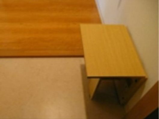 居室・玄関の折りたたみ椅子