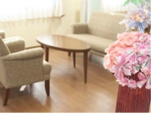「ときわ有料老人ホームわこの家」のロビー。来訪の方も利用可能なロビーとなっている。