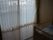 庭側に広い窓があり日差しがたくさん部屋に入る快適なお部屋は収納も備えており、過ごしやすい住環境である。