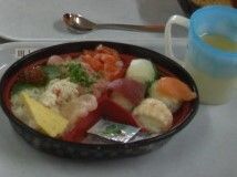 手まり寿司と海鮮丼のワンプレートご飯