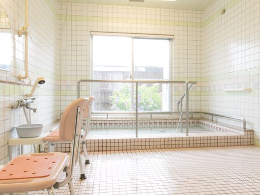 採光に配慮した浴室