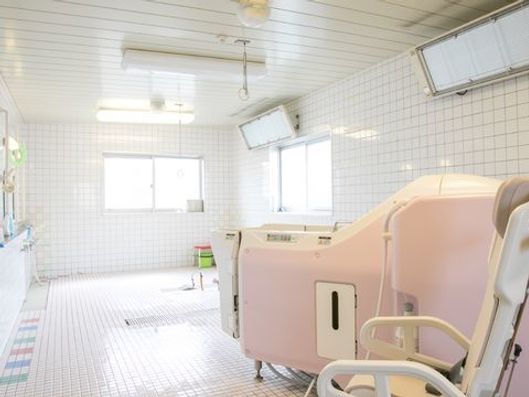 広く確保された洗い場スペース