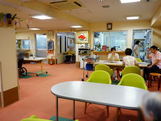 広いホール