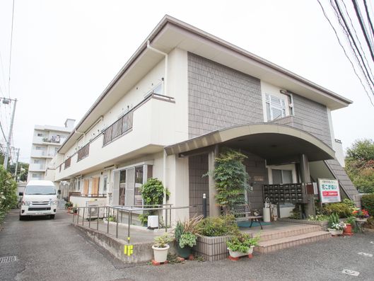 玄関前