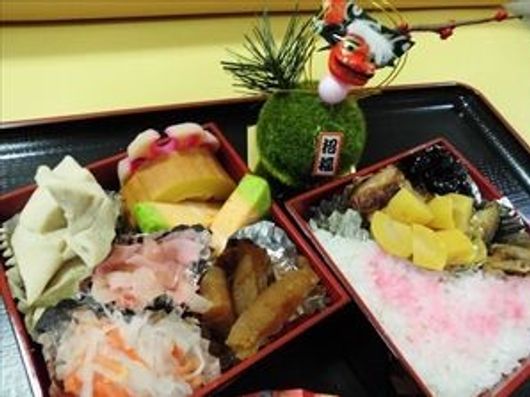 お節料理