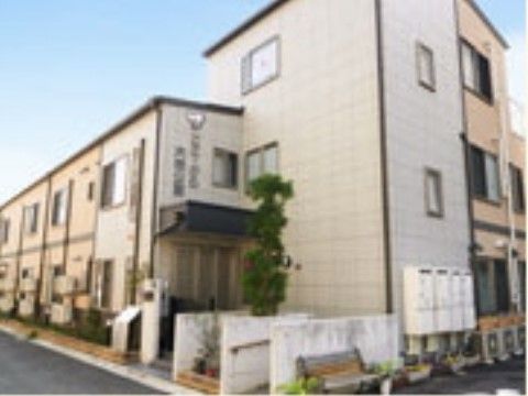 「ここから大枝公園」の外観。 京阪「守口駅」より徒歩10分の場所に立地している。