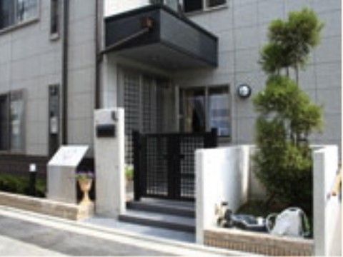 「ここから大枝公園」の正面玄関。地域の方が参加できるイベントを開催している。