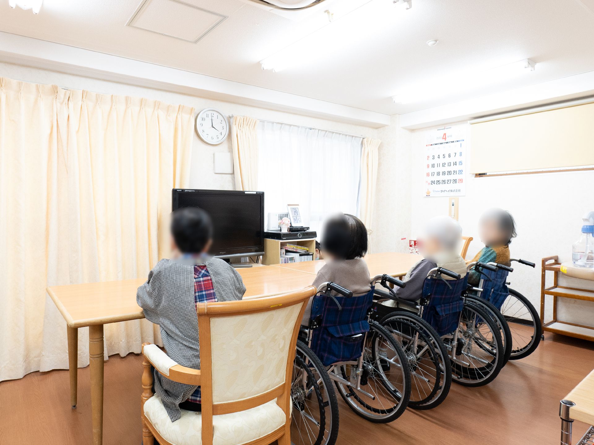 テレビを設置している共有スペース
