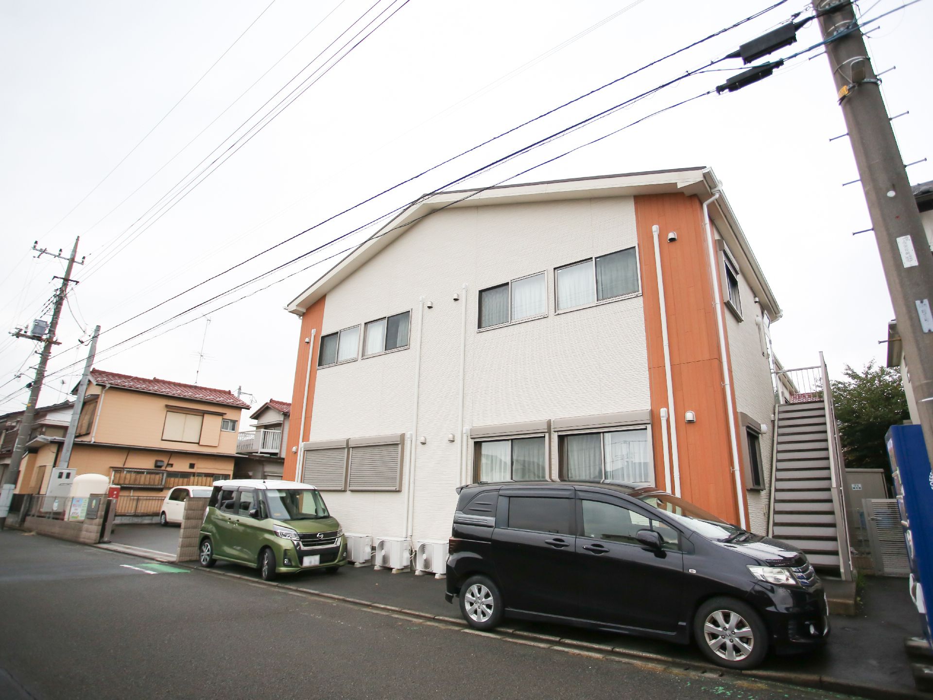 マンションのような外見をしている介護施設の外観
