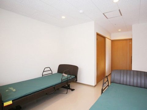 「かわ村 高齢者住宅」居室 完全プライベートが確保されている居室