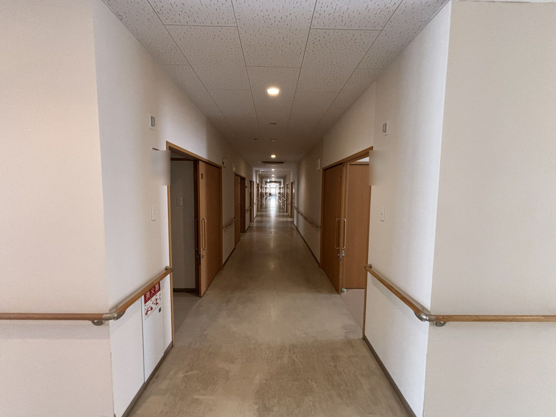 長い廊下