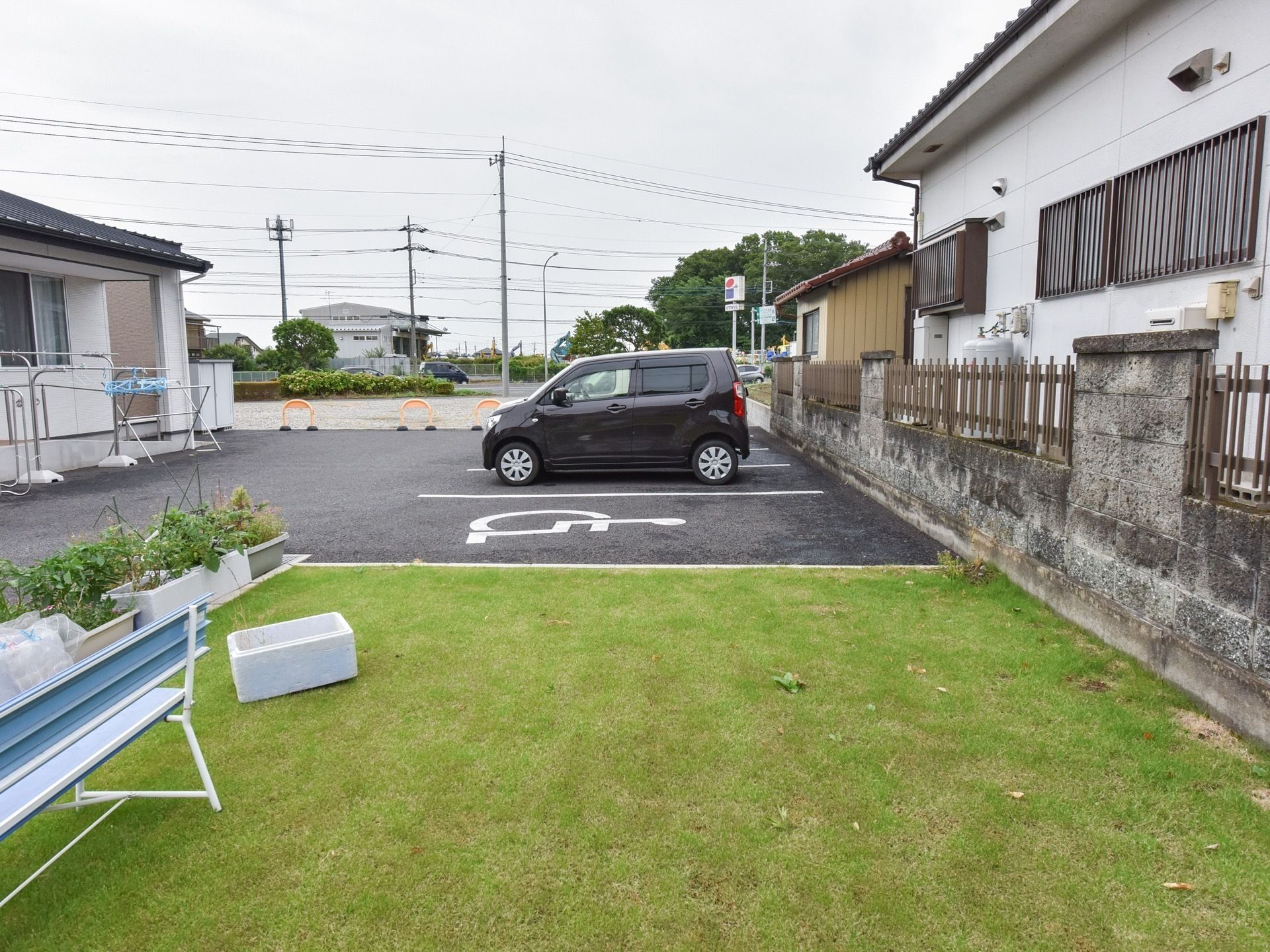 「和み蓮田」の環境。個室を完備している。
