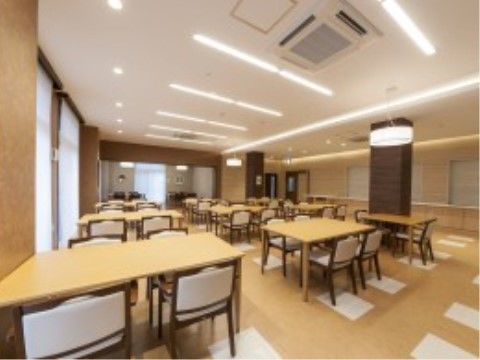 「パレス三萩野（サービス付高齢者向け住宅）」の食事。毎日お楽しみいただける献立。