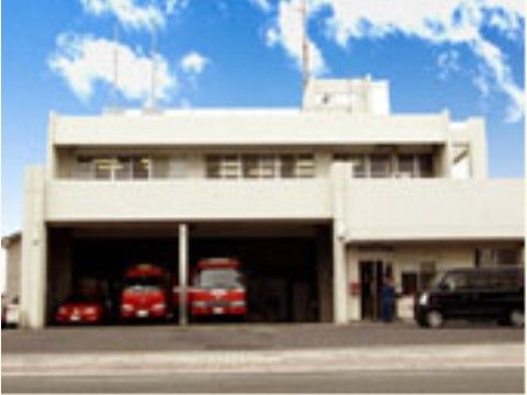 施設の近くには消防署があり、火災や地震などの災害が発生した緊急時でも迅速な対応が期待でき安心していられる。