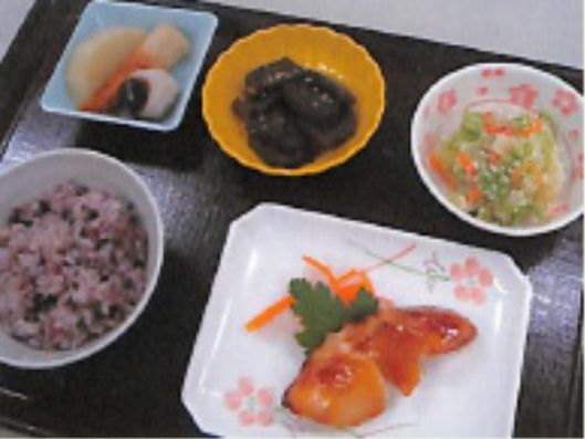 お食事3