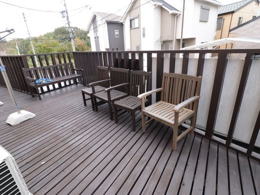 ウッドデッキ