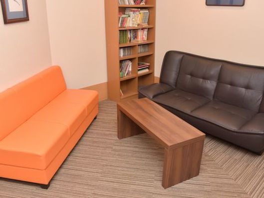 落ち着いた読書スペース