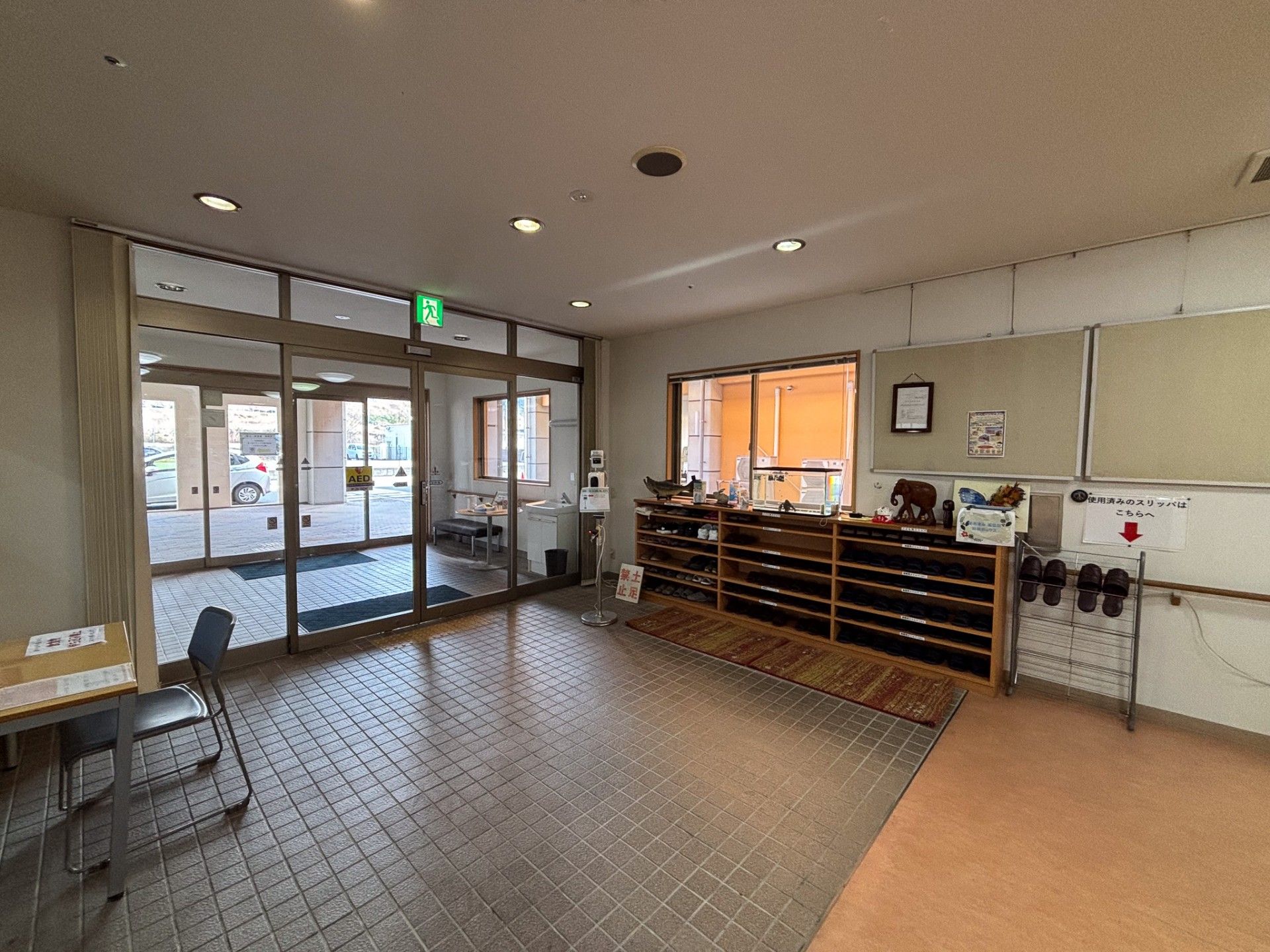 広いエントランス