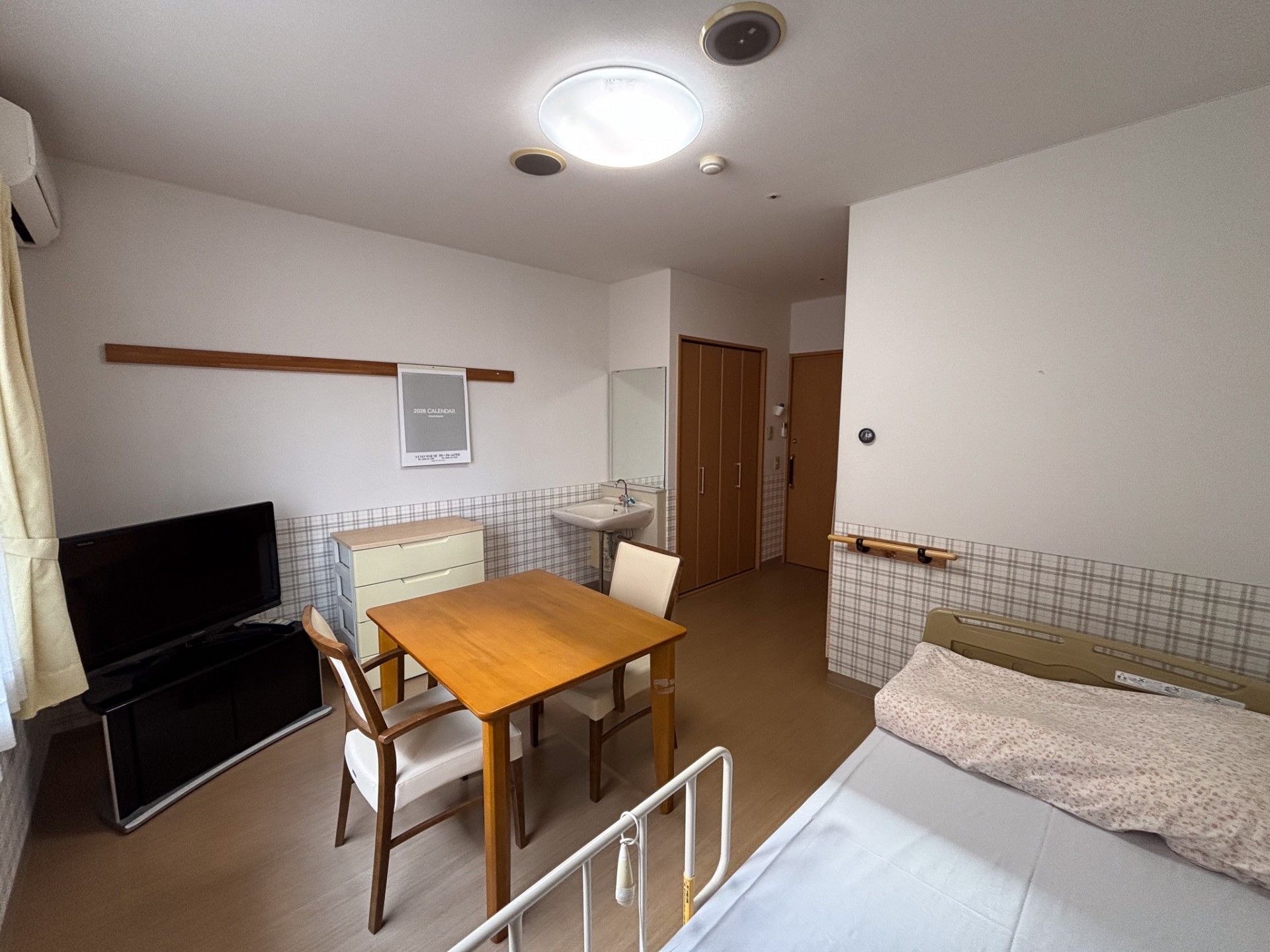 落ち着いた個室の様子