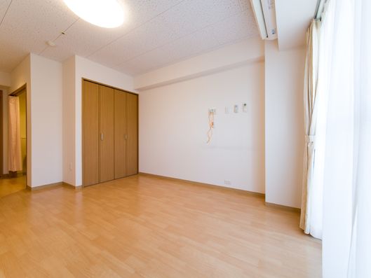 壁際の操作ボタン