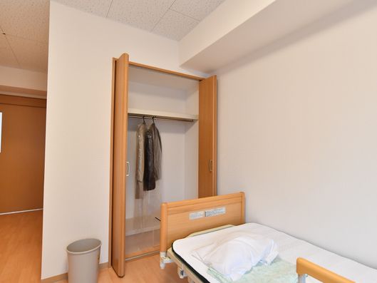 部屋の収納スペース