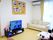 リラックスできるこちらの部屋は、まるでわが家のように心がくつろぐことが可能。入居者同士が家族のように親しく会話をすることも。
