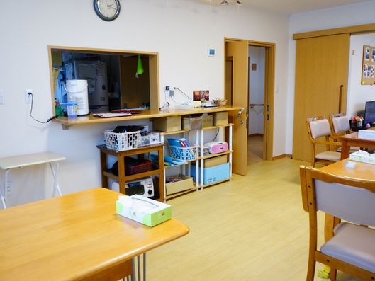 通行の障害になるものを排除