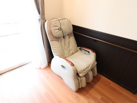 マッサージチェアー