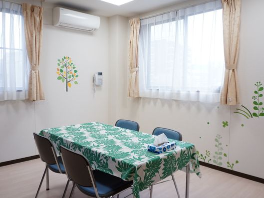 カフェのような談話室