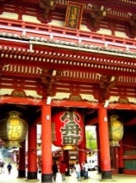 観光名所のお寺や神社が近くにあり、地域のお祭りや行事に参加することができる。お散歩の際にも下町の雰囲気を楽しむことができる。