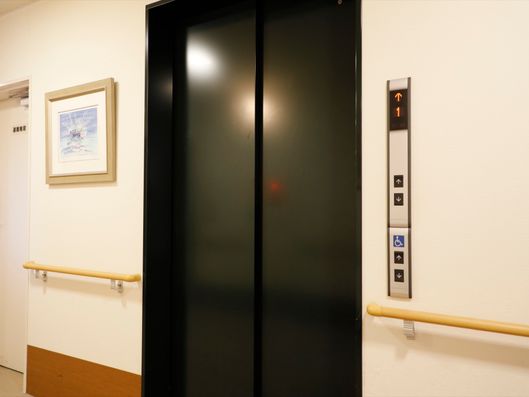エレベーター