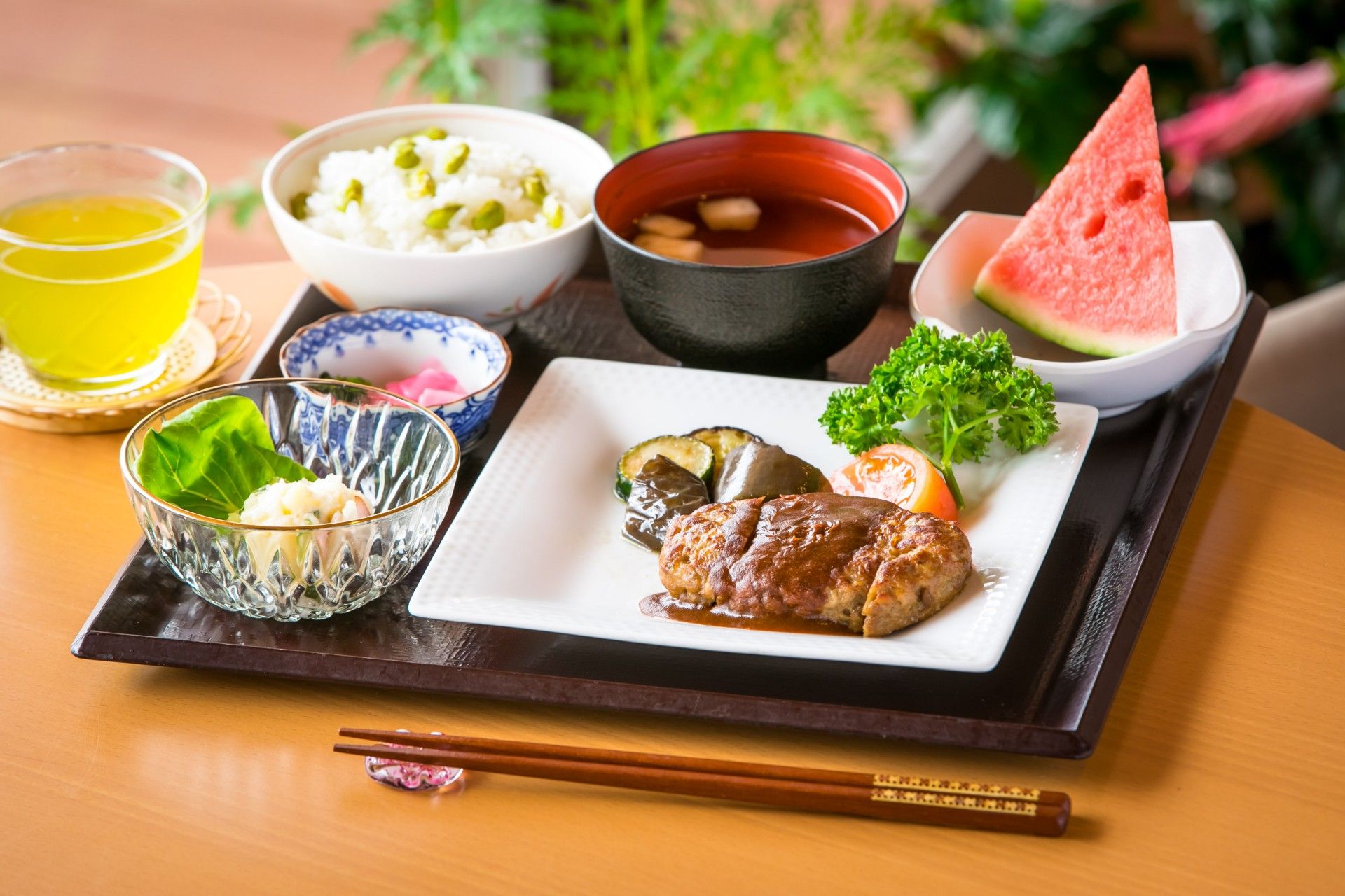 栄養バランスの取れた食事内容