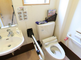 トイレ付きの介護施設の居室
