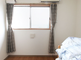 明るく快適な個室の内観