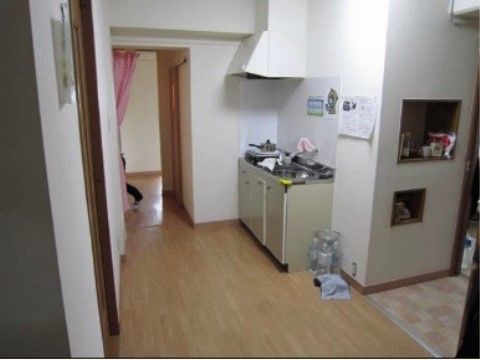フローリングのキッチン