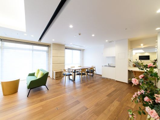 ファミリーサロン