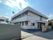 建物の裏手に回っても老人施設には見えず、普通の2階建てハイツに見える。地域に溶け込んでいて違和感を感じさせない。