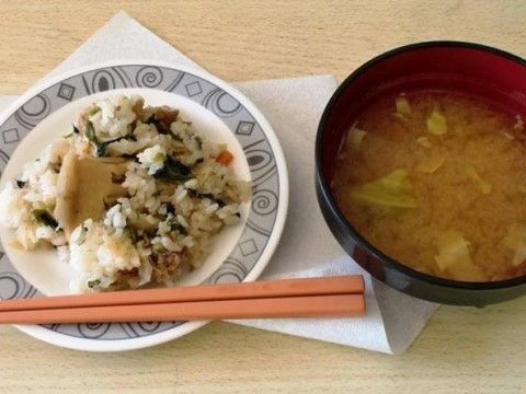 「住宅型有料老人ホーム ワールドステイ佐野」のお食事２。メニューは、毎日変わり、飽きることはない。