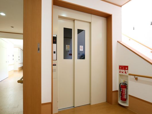 エレベーター