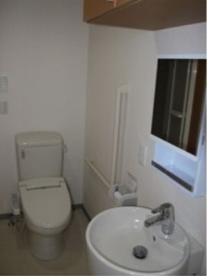 トイレ・洗面台